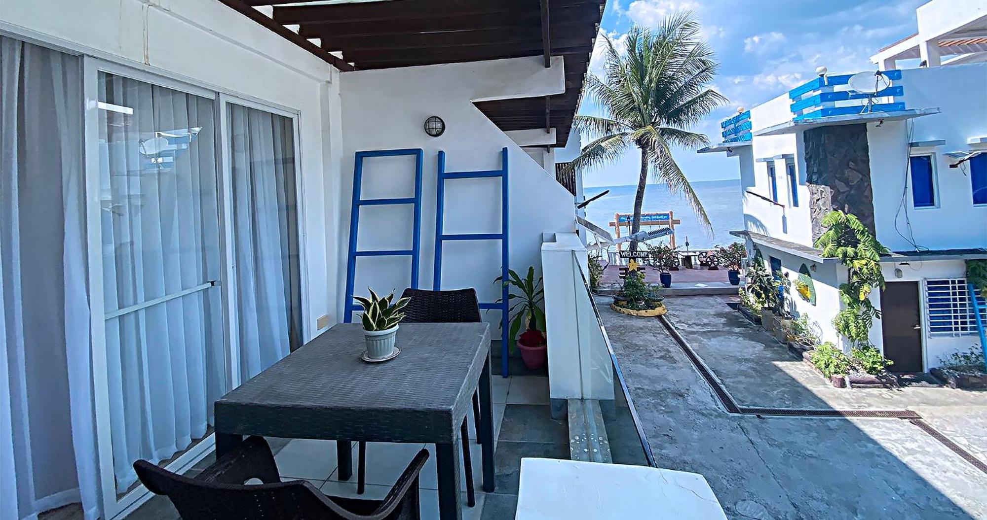 Casa Almarenzo Bed & Breakfast Bolinao Kültér fotó