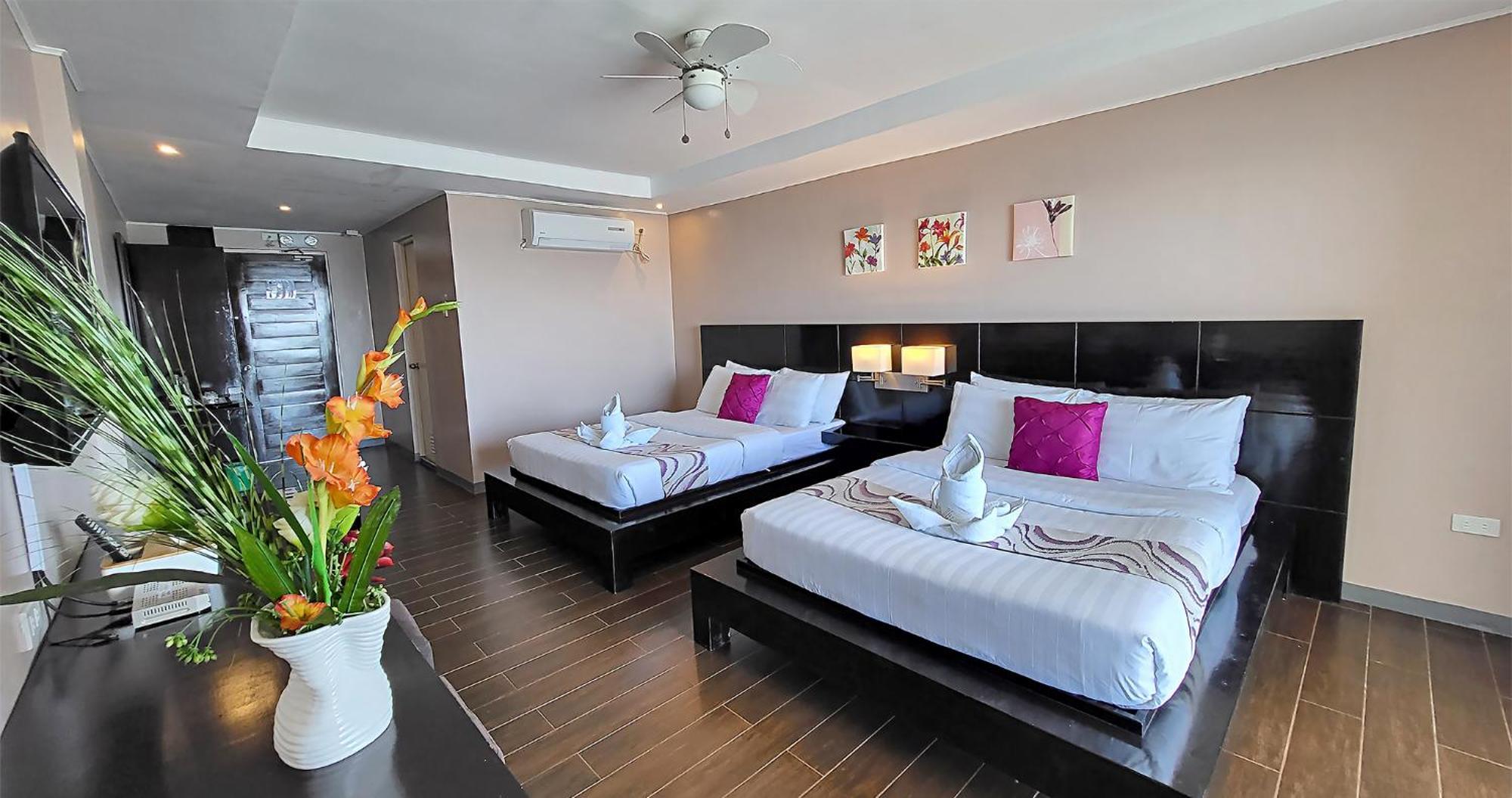 Casa Almarenzo Bed & Breakfast Bolinao Kültér fotó