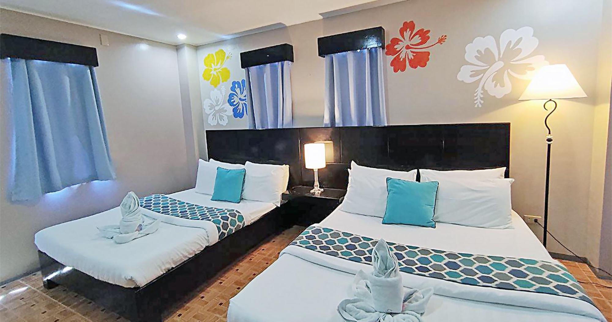 Casa Almarenzo Bed & Breakfast Bolinao Kültér fotó